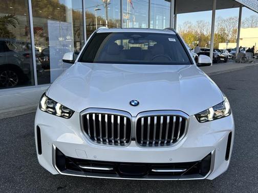 2025 BMW X5 xDrive40i