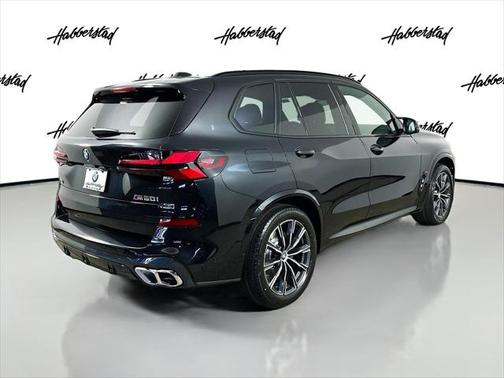 2025 BMW X5 M60i