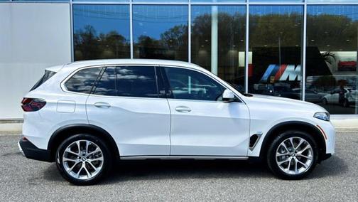 2025 BMW X5 xDrive40i