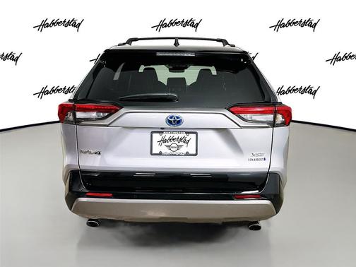 2022 Toyota RAV4 Hybrid SE