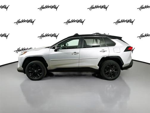 2022 Toyota RAV4 Hybrid SE