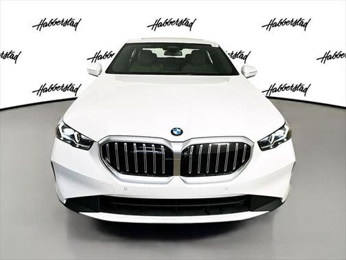 2026 BMW 530 i xDrive