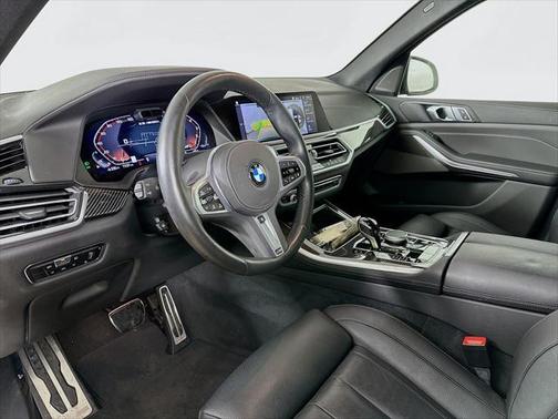 2022 BMW X5 M50i