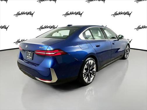 2024 BMW 530 i xDrive