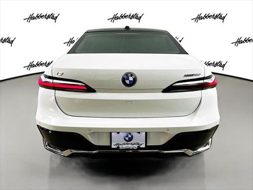 2025 BMW i7 xDrive60
