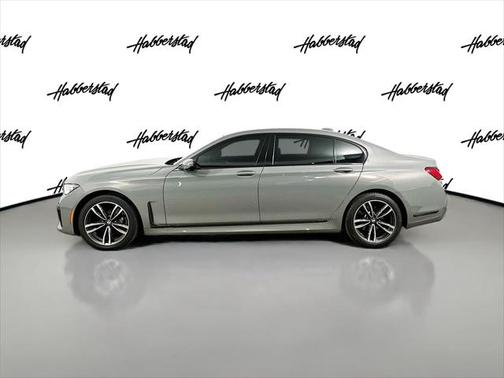 2022 BMW 740 i xDrive