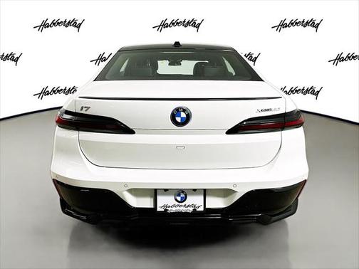 2025 BMW i7 xDrive60