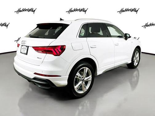 2024 Audi Q3 Premium 45 TFSI S line quattro Tiptronic