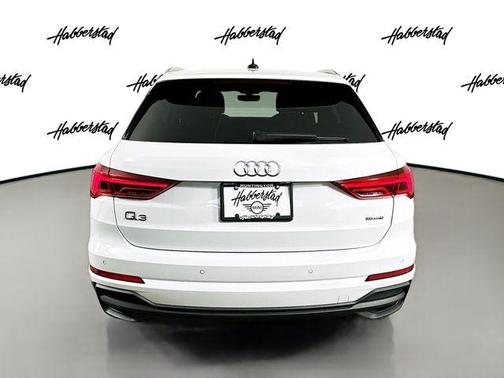 2024 Audi Q3 Premium 45 TFSI S line quattro Tiptronic