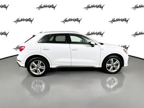2024 Audi Q3 Premium 45 TFSI S line quattro Tiptronic