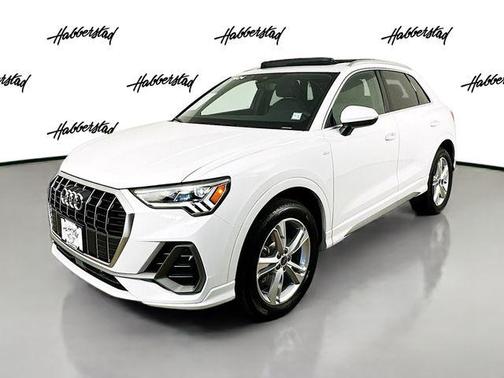 2024 Audi Q3 Premium 45 TFSI S line quattro Tiptronic