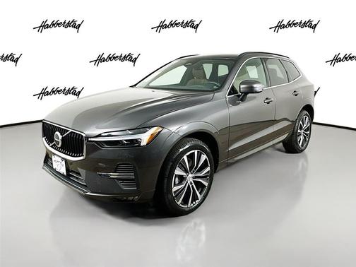 2022 Volvo XC60 B5 Momentum
