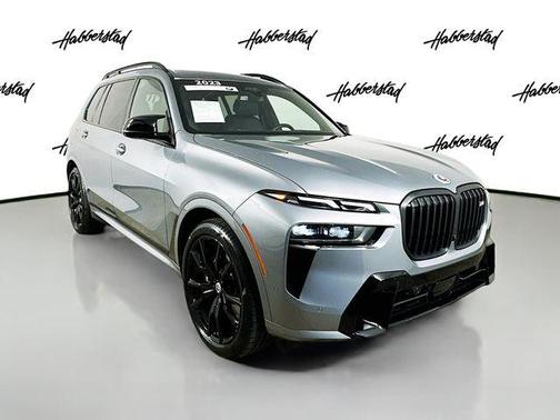 2023 BMW X7 M60i