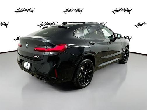 2025 BMW X4 M40i