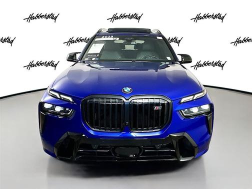 2023 BMW X7 M60i