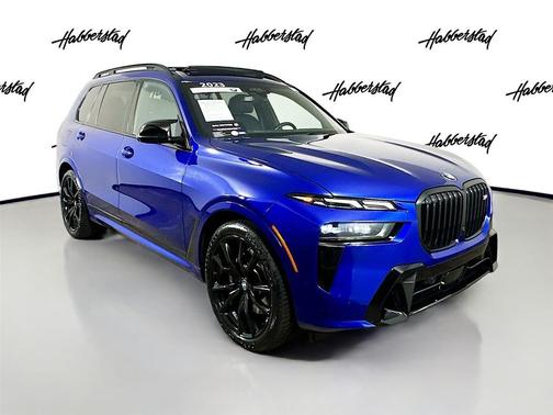 2023 BMW X7 M60i