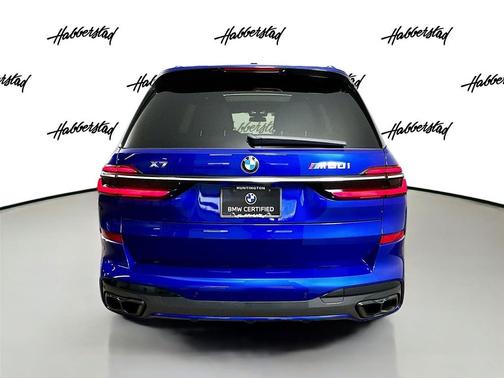 2023 BMW X7 M60i