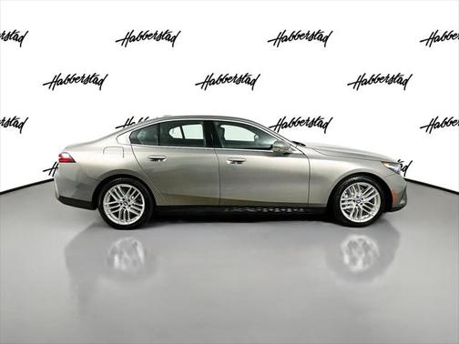 2024 BMW 530 i xDrive