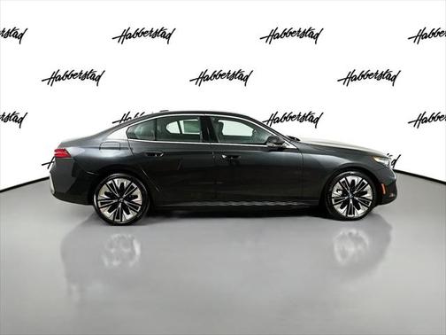 2025 BMW i5 xDrive40