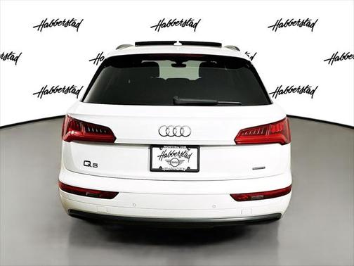 2020 Audi Q5 45 Premium Plus