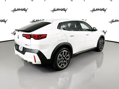 2025 BMW X2 xDrive28i