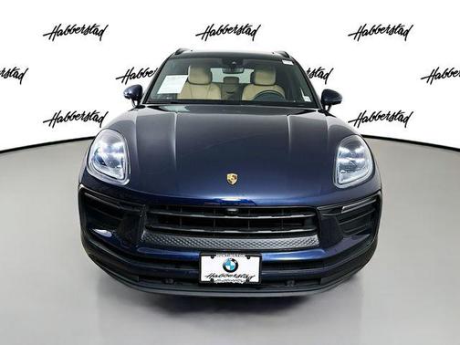 2022 Porsche Macan Base