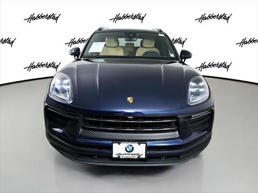 2022 Porsche Macan Base