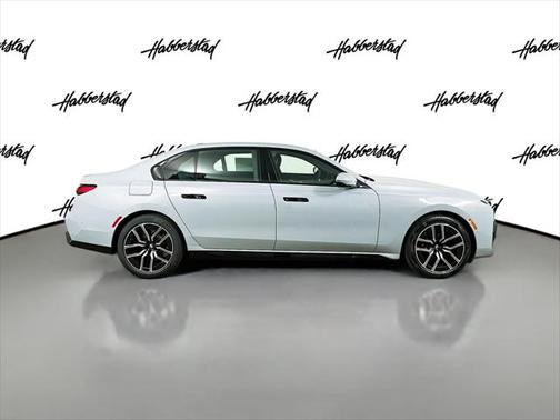 2025 BMW 760 i xDrive
