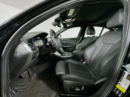 2019 BMW 330 xDrive