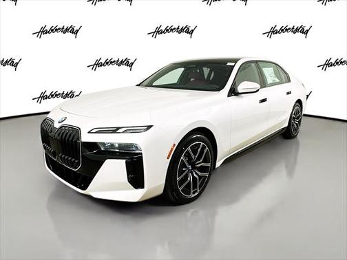 2025 BMW 740 i xDrive