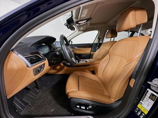 2022 BMW 750 i xDrive