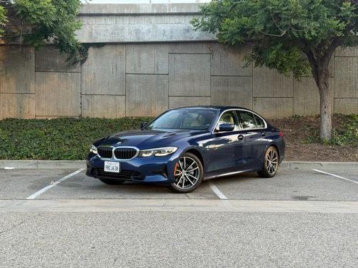 Blue 2019 BMW 330 i