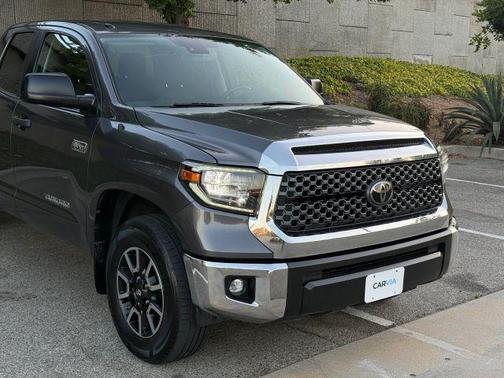 Gray 2019 Toyota Tundra SR5