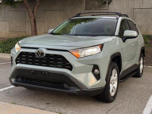 Green 2019 Toyota RAV4 XLE