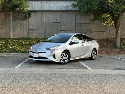 Silver 2017 Toyota Prius Two