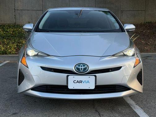Silver 2017 Toyota Prius Two