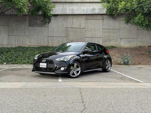 Ultra Black 2015 Hyundai Veloster Turbo