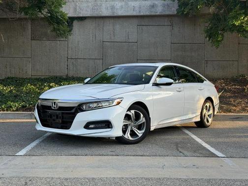 White 2018 Honda Accord EX-L