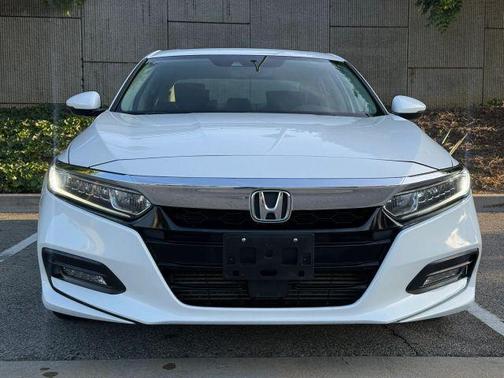 White 2018 Honda Accord EX-L