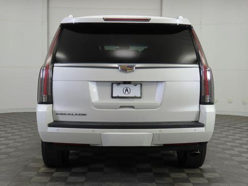 2017 Cadillac Escalade Premium Luxury