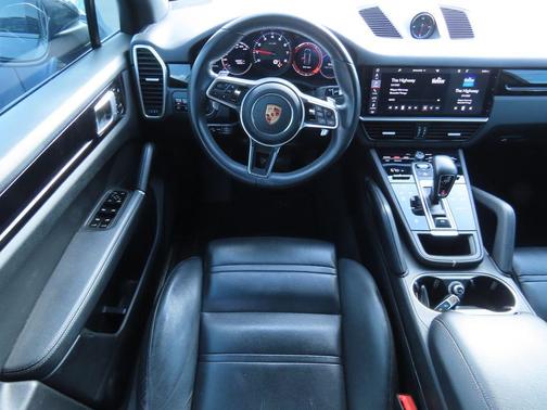 2019 Porsche Cayenne Base