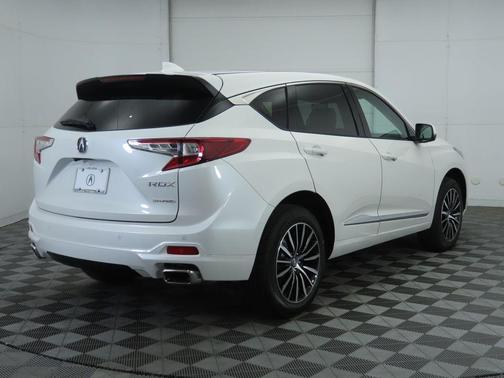 2026 Acura RDX Advance Package