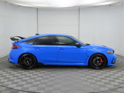 2023 Honda Civic Type R Base