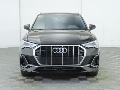 2023 Audi Q3 45 S line Premium