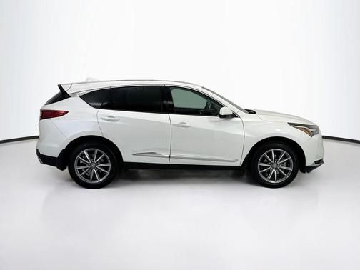 Platinum White Pearl 2023 Acura RDX