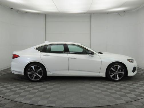 2025 Acura TLX Technology