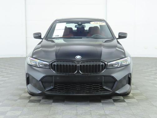 2025 BMW 330 i xDrive