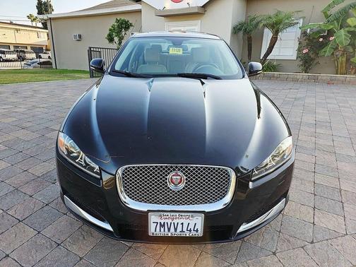 2015 Jaguar XF 2.0T Premium