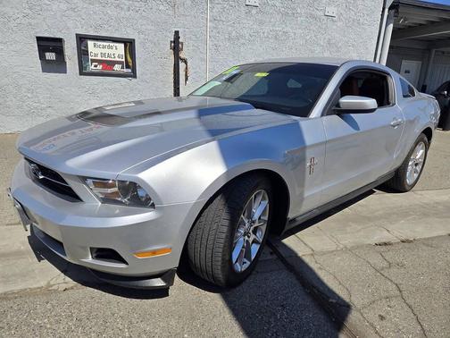 2011 Ford Mustang V6 Premium