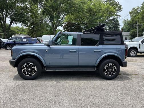 Azure Gray Metallic 2025 Ford Bronco Outer Banks
